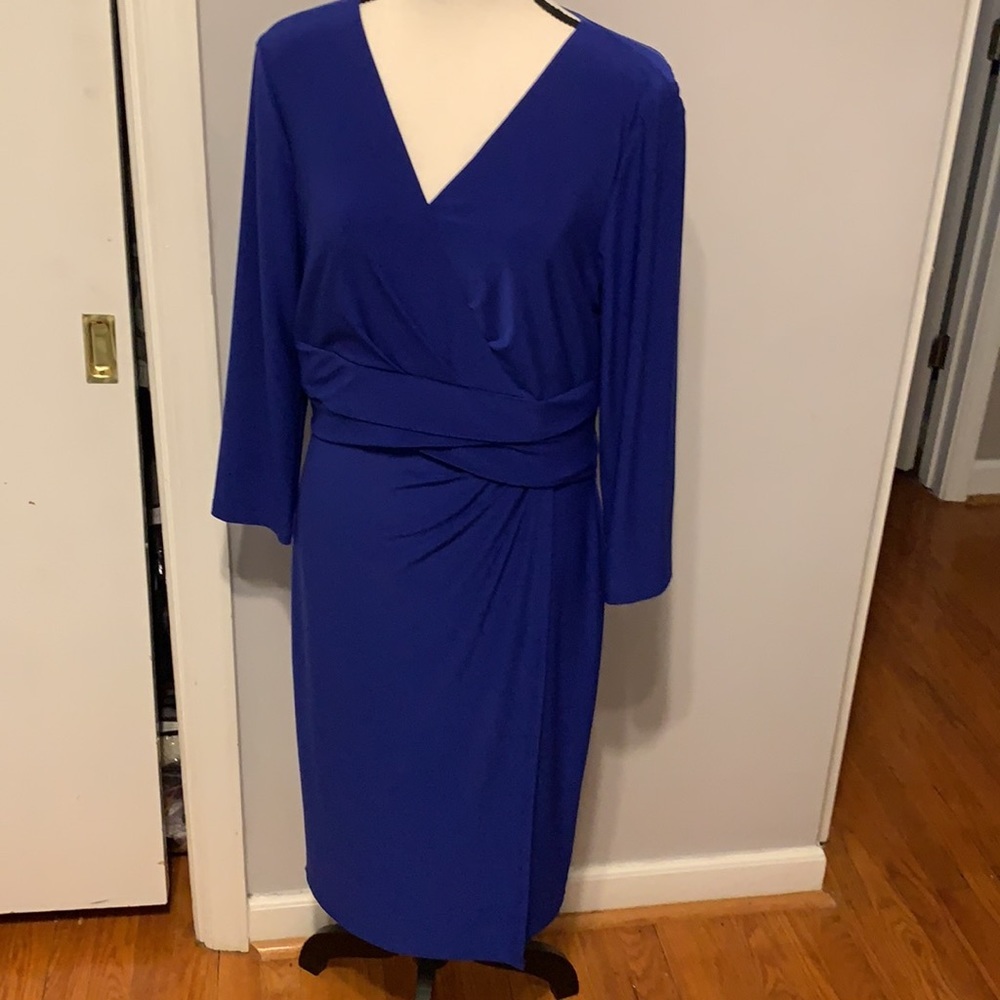 Gorgeous Lauren Ralph Lauren Dress